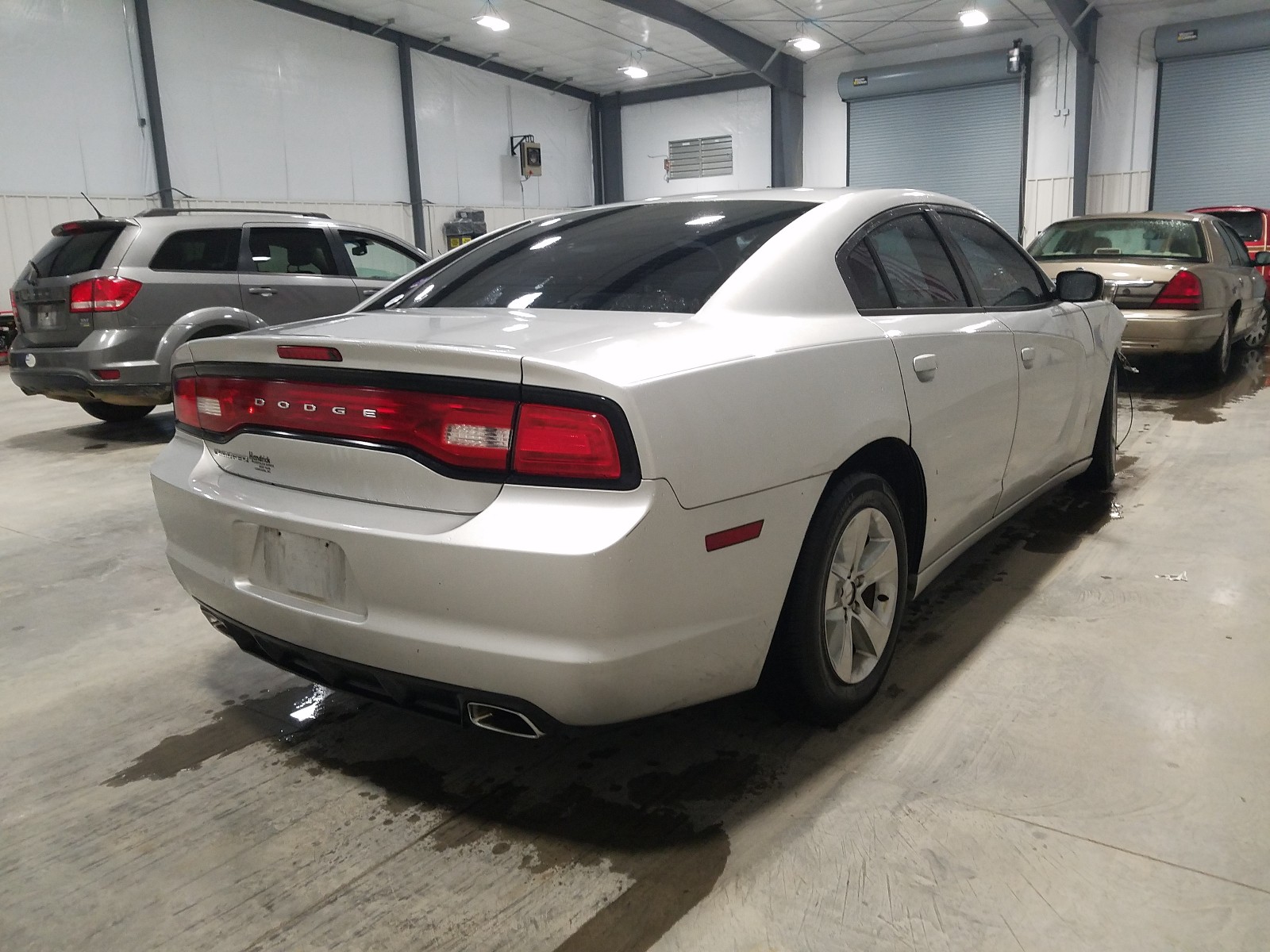 Photo 3 VIN: 2C3CDXBG5CH299977 - DODGE CHARGER SE 