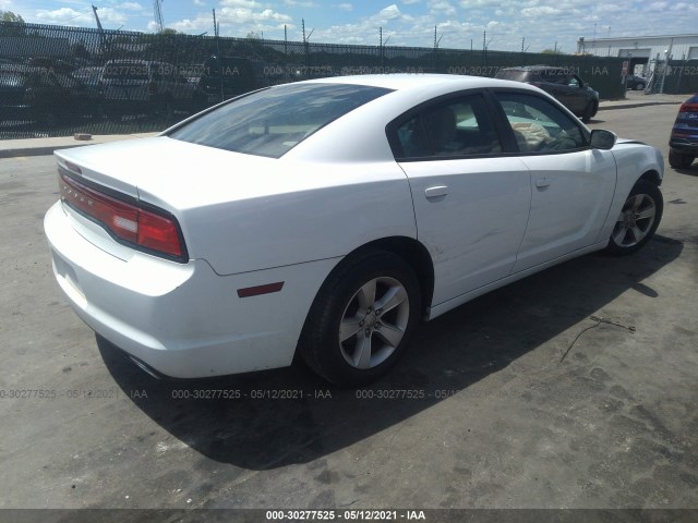 Photo 3 VIN: 2C3CDXBG5EH237451 - DODGE CHARGER 