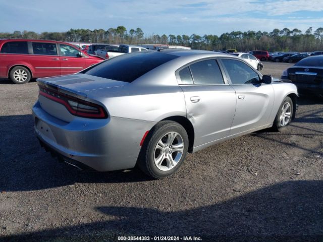 Photo 3 VIN: 2C3CDXBG5FH813041 - DODGE CHARGER 