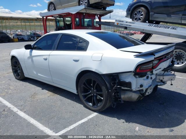 Photo 2 VIN: 2C3CDXBG5GH251451 - DODGE CHARGER 