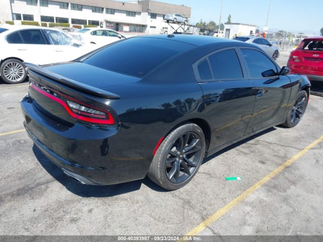 Photo 3 VIN: 2C3CDXBG5JH297692 - DODGE CHARGER 