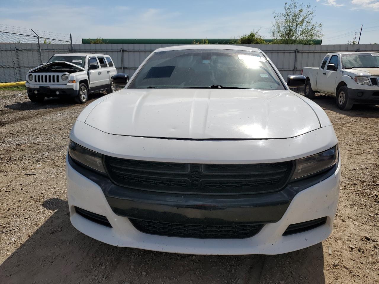 Photo 4 VIN: 2C3CDXBG5JH307394 - DODGE CHARGER 