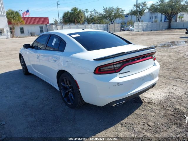 Photo 2 VIN: 2C3CDXBG5KH615473 - DODGE CHARGER 