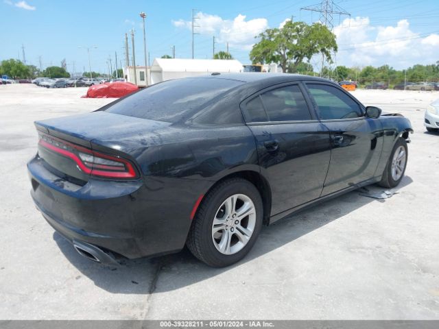 Photo 3 VIN: 2C3CDXBG5KH709739 - DODGE CHARGER 