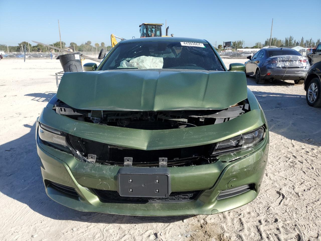 Photo 4 VIN: 2C3CDXBG5KH748279 - DODGE CHARGER 