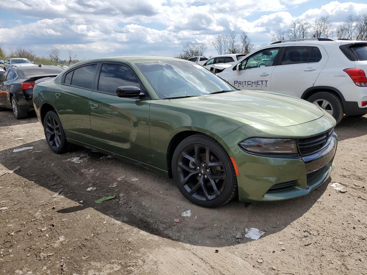 Photo 3 VIN: 2C3CDXBG5NH141710 - DODGE CHARGER 