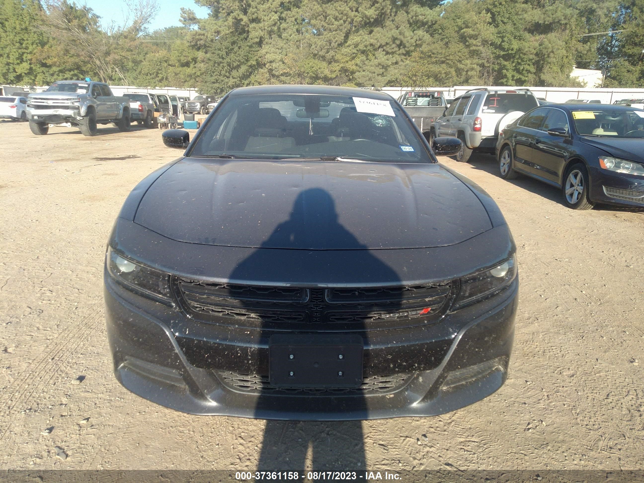 Photo 11 VIN: 2C3CDXBG5NH157647 - DODGE CHARGER 