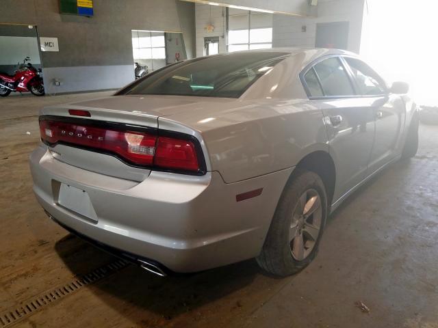 Photo 3 VIN: 2C3CDXBG6CH161316 - DODGE CHARGER SE 