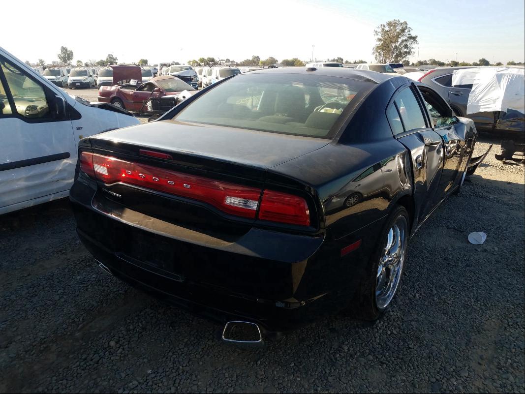 Photo 3 VIN: 2C3CDXBG6CH265028 - DODGE CHARGER SE 