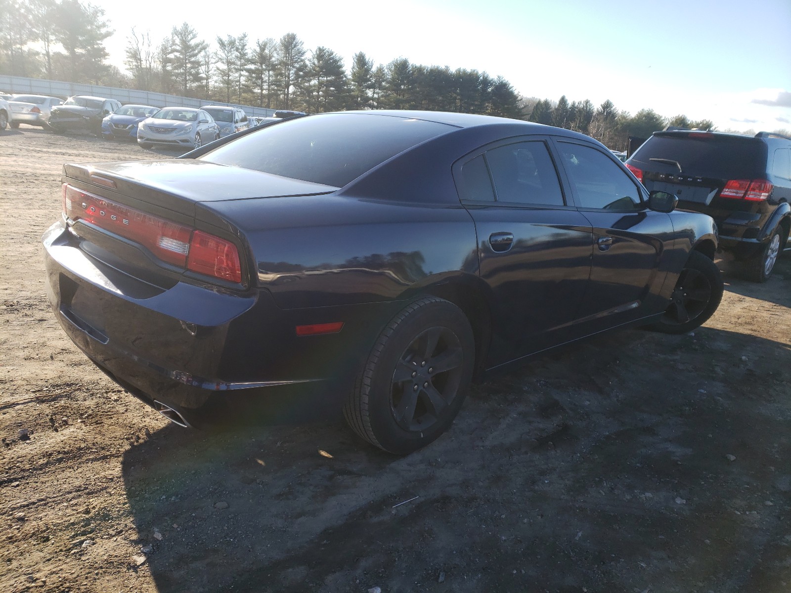 Photo 3 VIN: 2C3CDXBG6DH638148 - DODGE CHARGER SE 