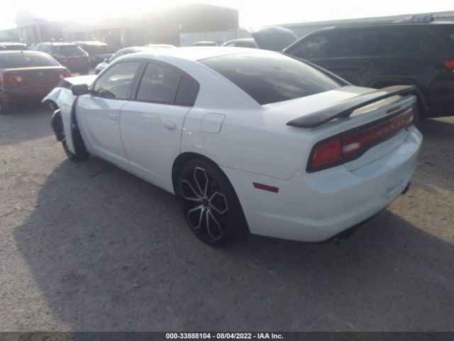 Photo 2 VIN: 2C3CDXBG6EH130960 - DODGE CHARGER 