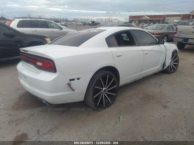 Photo 3 VIN: 2C3CDXBG6EH204636 - DODGE CHARGER 