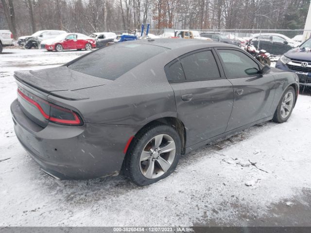 Photo 3 VIN: 2C3CDXBG6FH863317 - DODGE CHARGER 