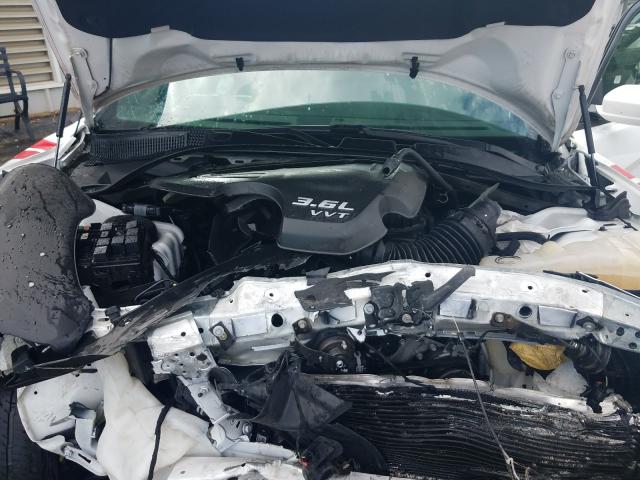 Photo 6 VIN: 2C3CDXBG6HH553493 - DODGE CHARGER SE 