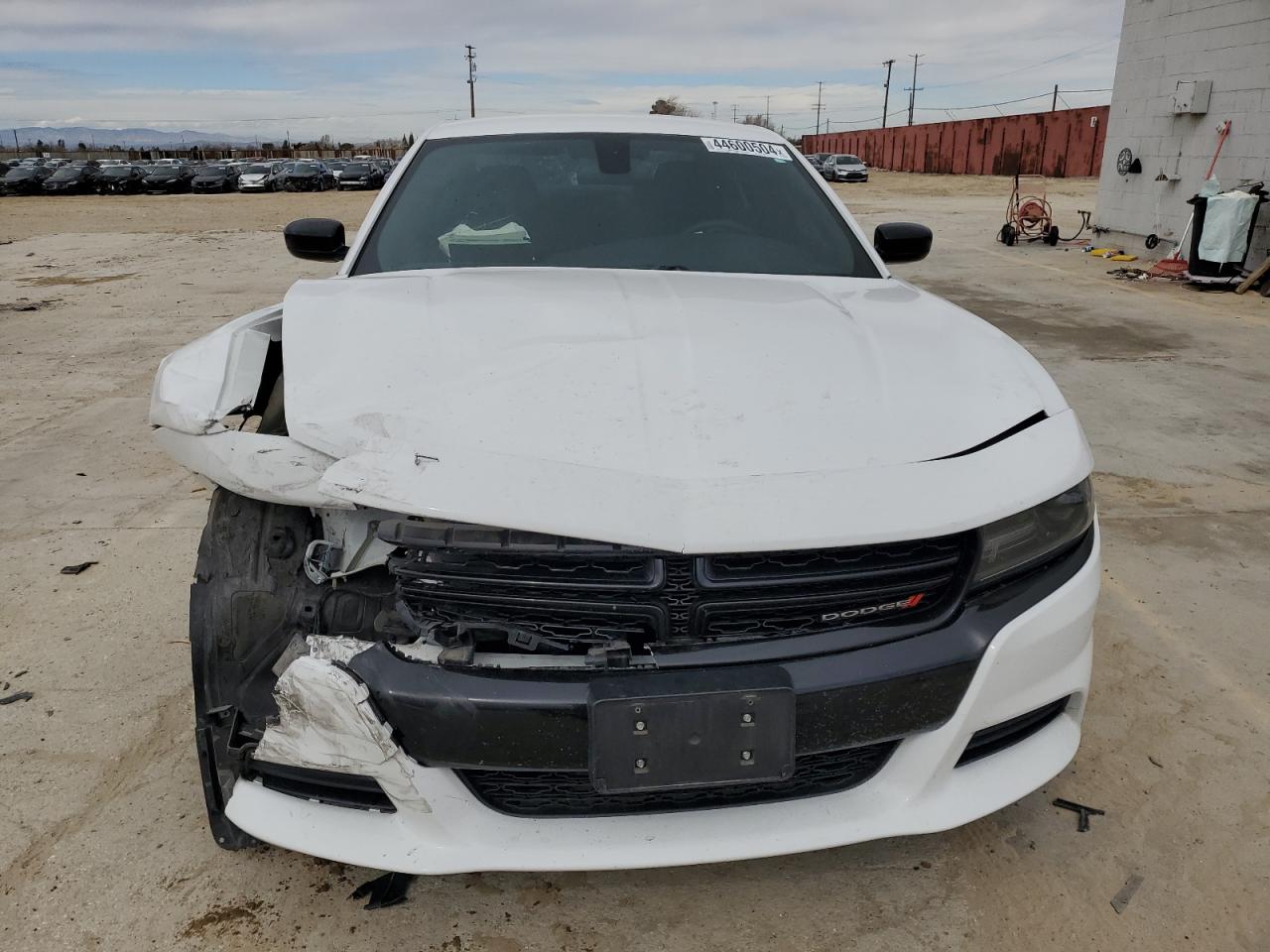 Photo 4 VIN: 2C3CDXBG6KH523529 - DODGE CHARGER 