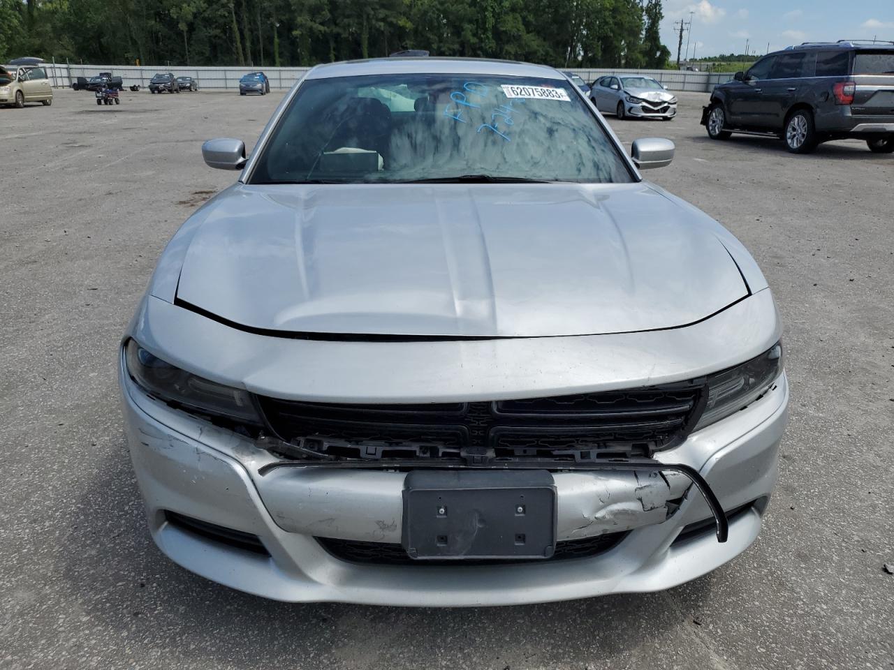 Photo 4 VIN: 2C3CDXBG6KH713072 - DODGE CHARGER 