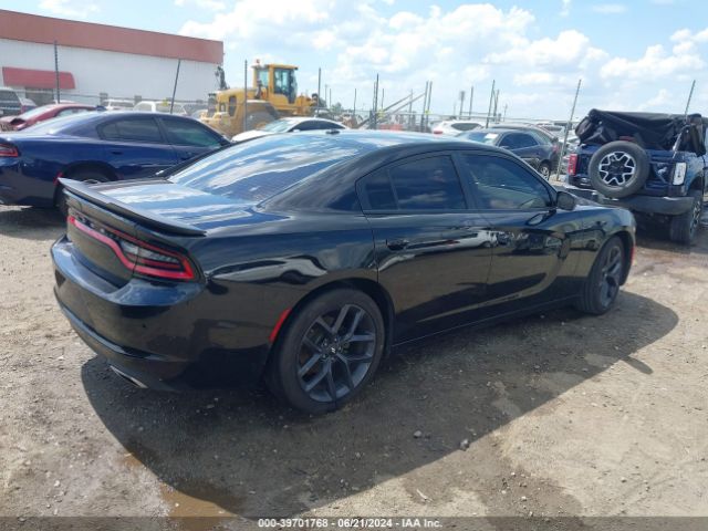 Photo 3 VIN: 2C3CDXBG6KH734732 - DODGE CHARGER 