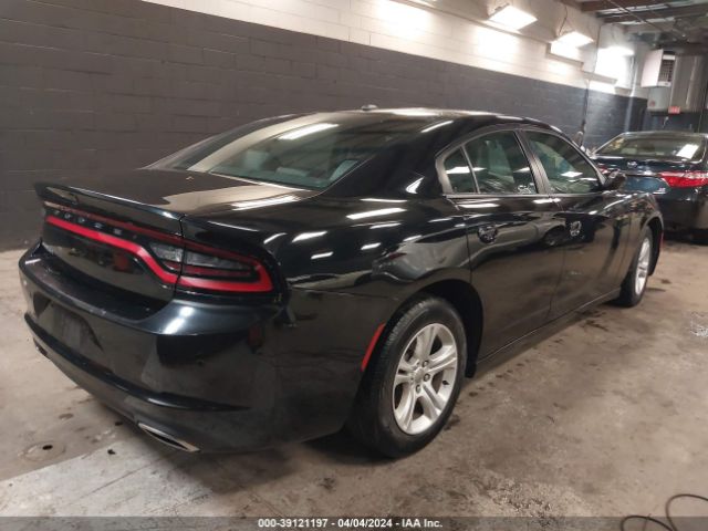 Photo 3 VIN: 2C3CDXBG6KH760070 - DODGE CHARGER 