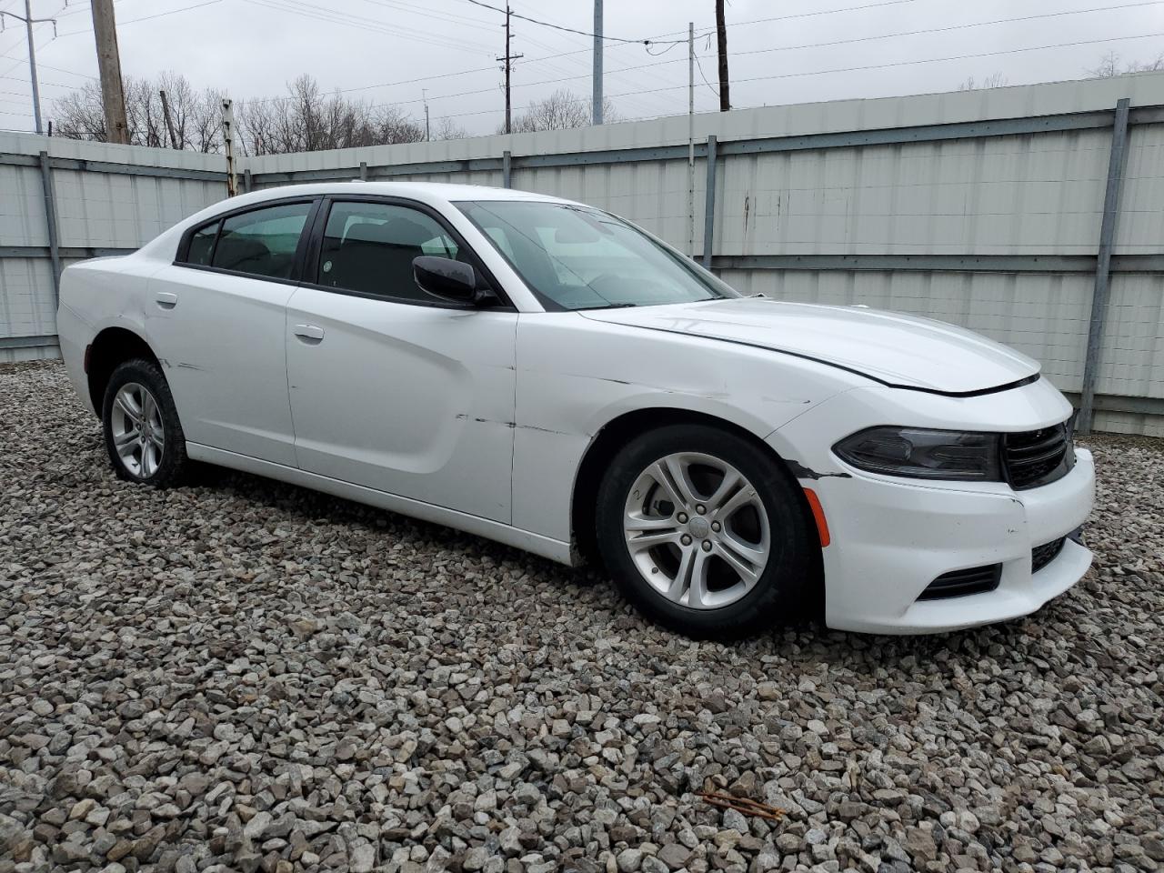 Photo 3 VIN: 2C3CDXBG6PH559535 - DODGE CHARGER 