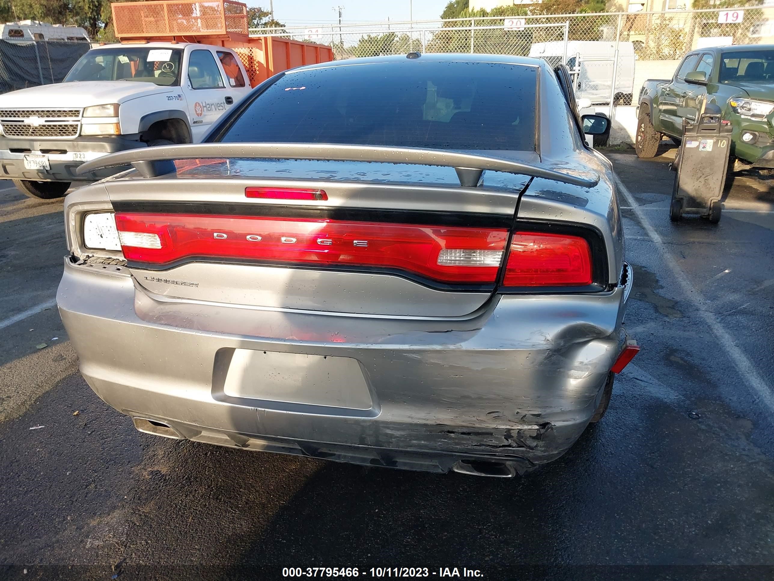 Photo 14 VIN: 2C3CDXBG7EH333291 - DODGE CHARGER 