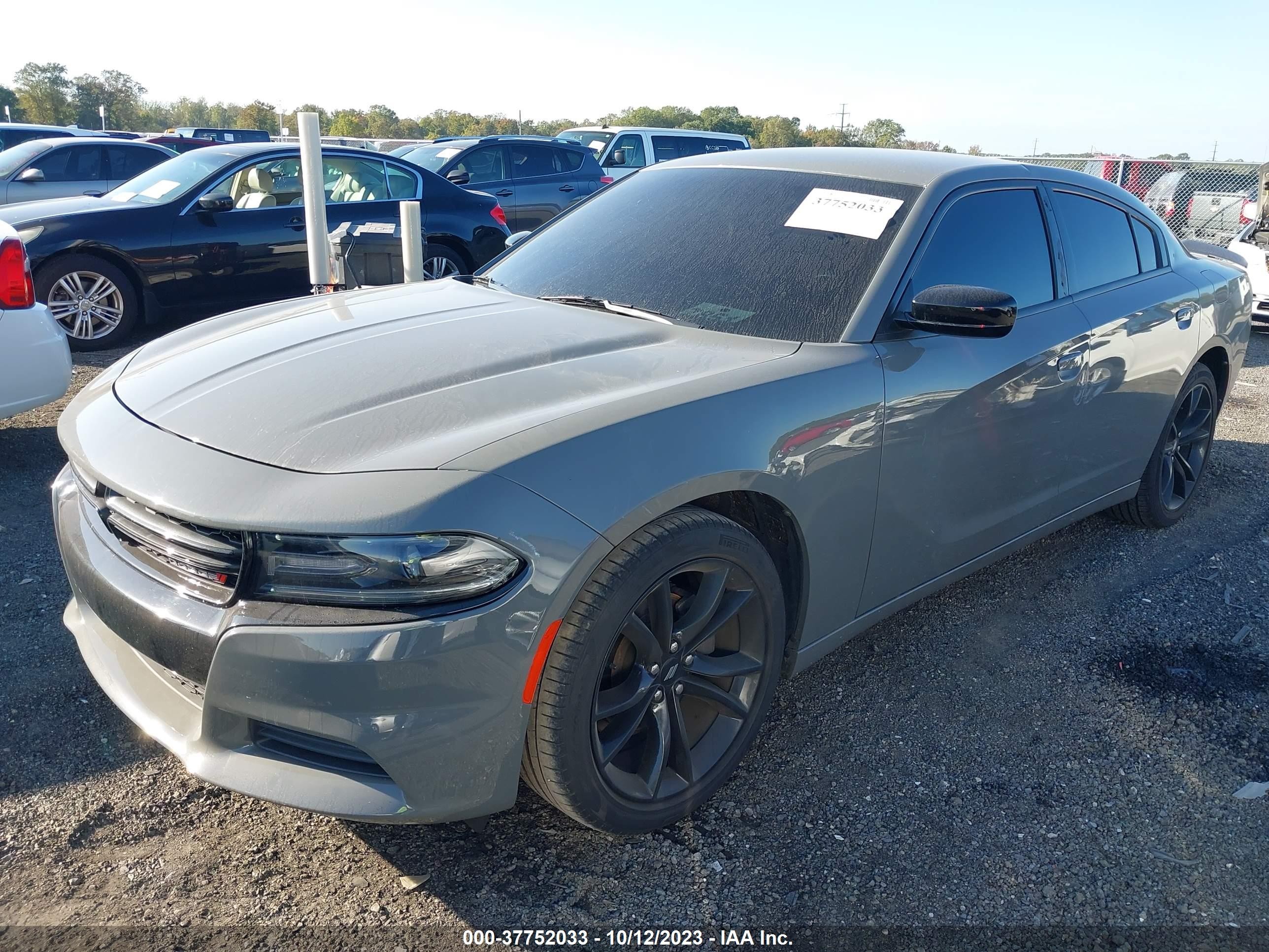 Photo 1 VIN: 2C3CDXBG7JH329087 - DODGE CHARGER 