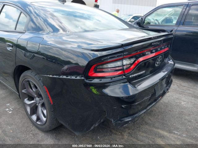 Photo 5 VIN: 2C3CDXBG7KH605639 - DODGE CHARGER 