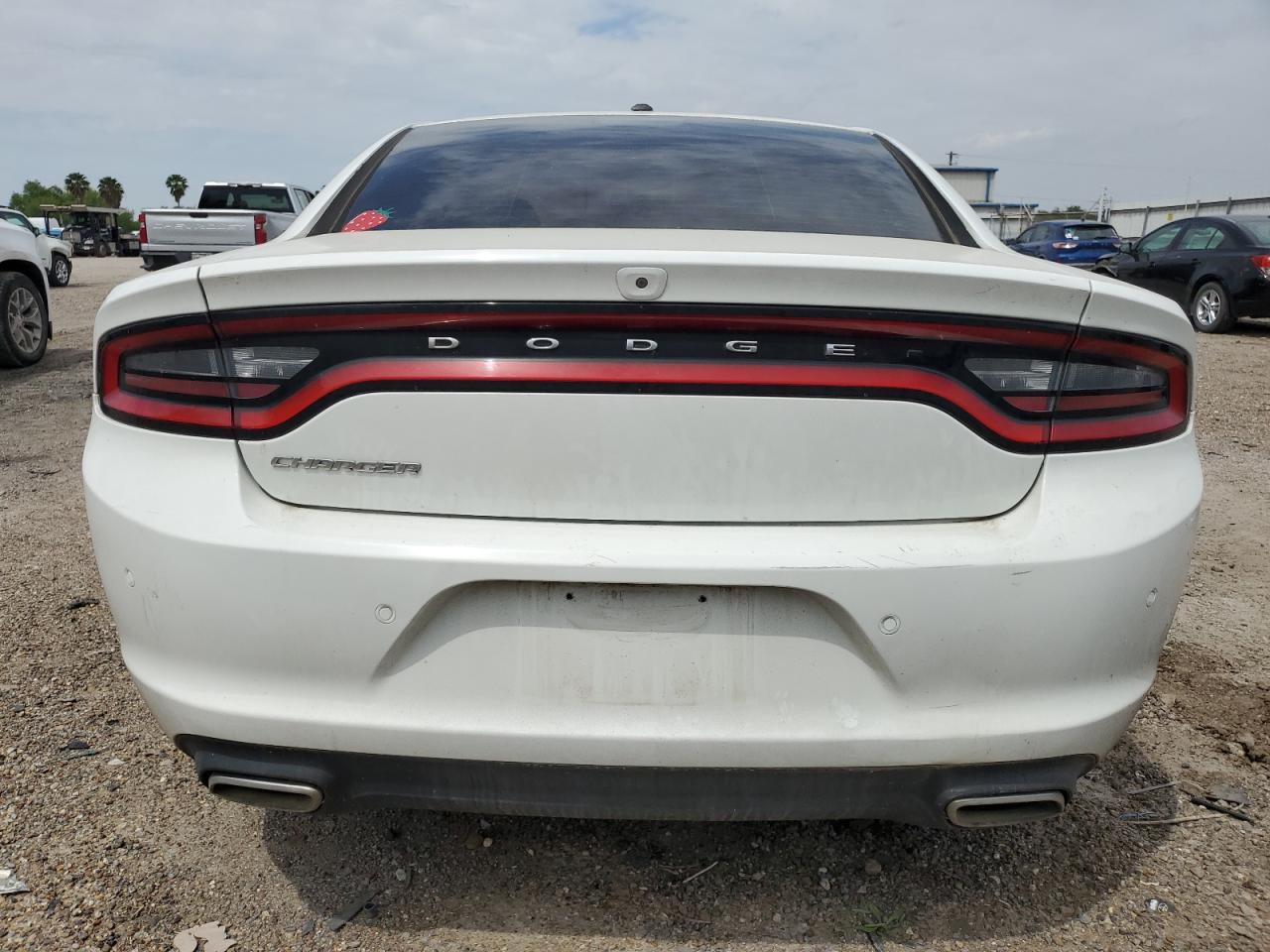 Photo 5 VIN: 2C3CDXBG7KH673035 - DODGE CHARGER 