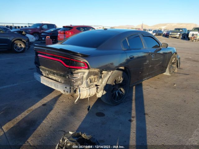 Photo 3 VIN: 2C3CDXBG7KH745738 - DODGE CHARGER 