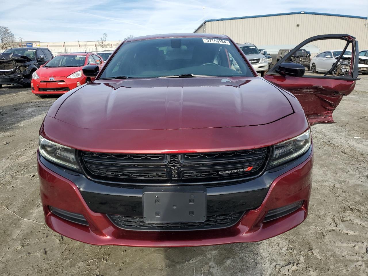 Photo 4 VIN: 2C3CDXBG7LH199928 - DODGE CHARGER 