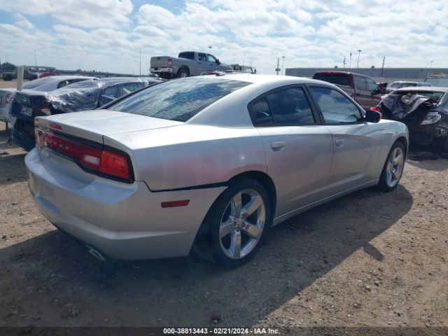 Photo 3 VIN: 2C3CDXBG8CH187335 - DODGE CHARGER 