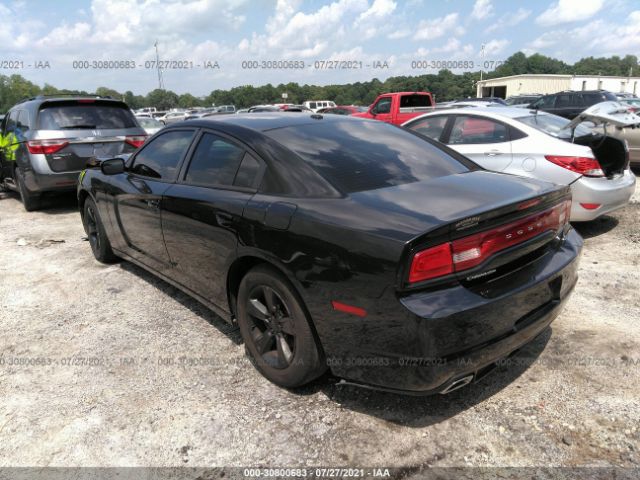 Photo 2 VIN: 2C3CDXBG8CH203338 - DODGE CHARGER 