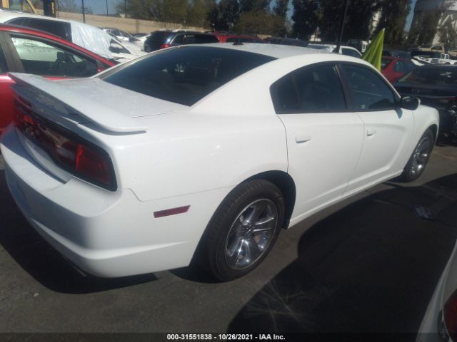 Photo 3 VIN: 2C3CDXBG8DH522479 - DODGE CHARGER 