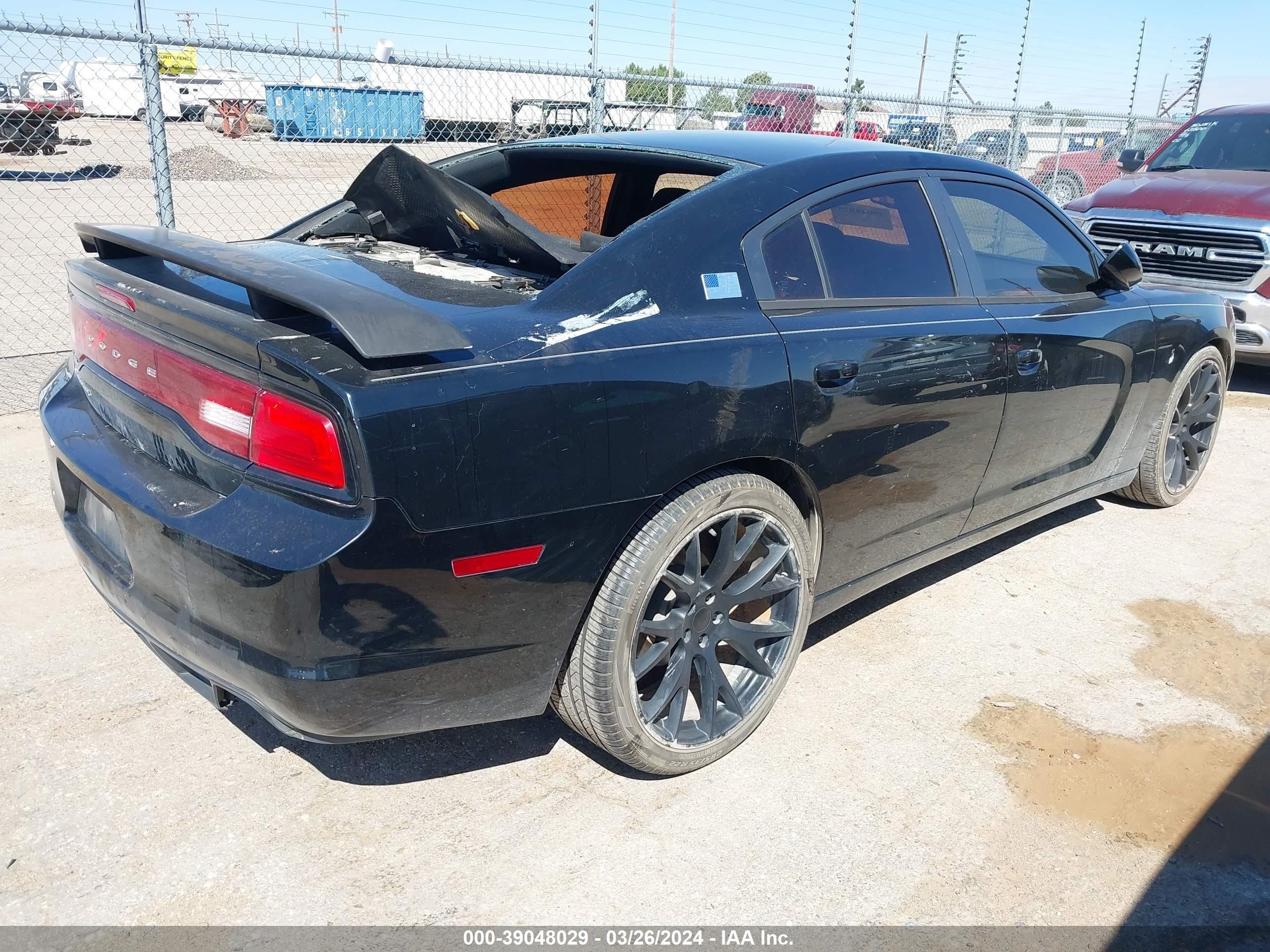 Photo 3 VIN: 2C3CDXBG8EH205903 - DODGE CHARGER 