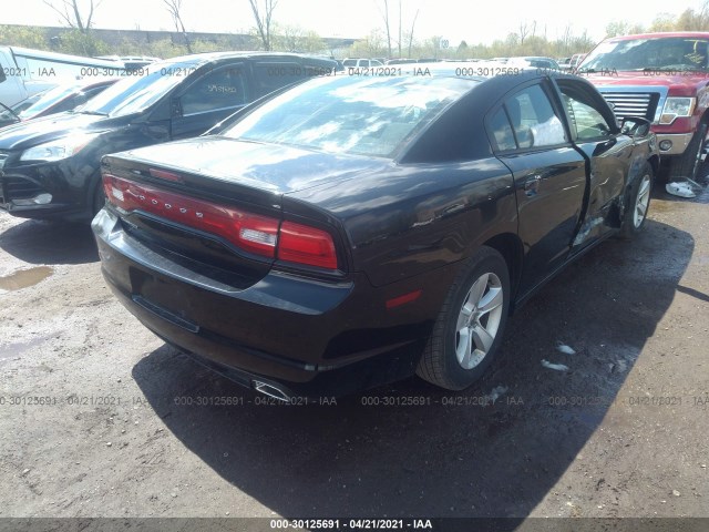 Photo 3 VIN: 2C3CDXBG8EH266393 - DODGE CHARGER 