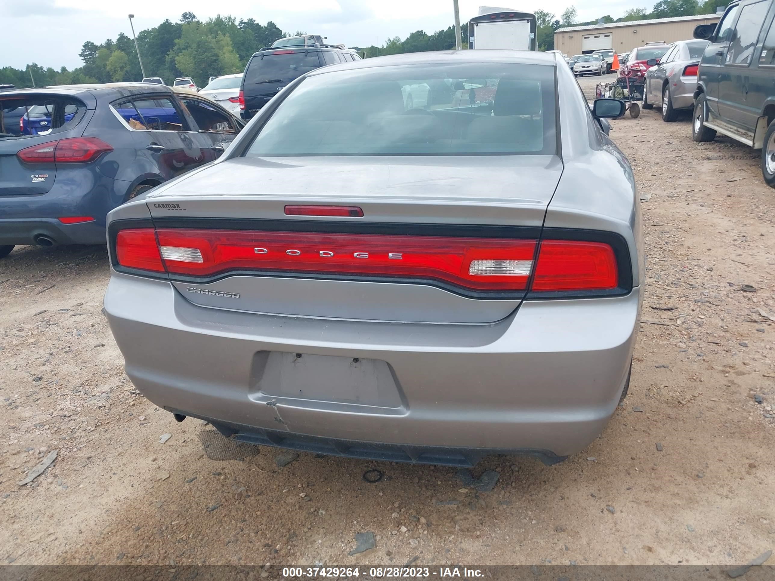 Photo 15 VIN: 2C3CDXBG8EH324065 - DODGE CHARGER 