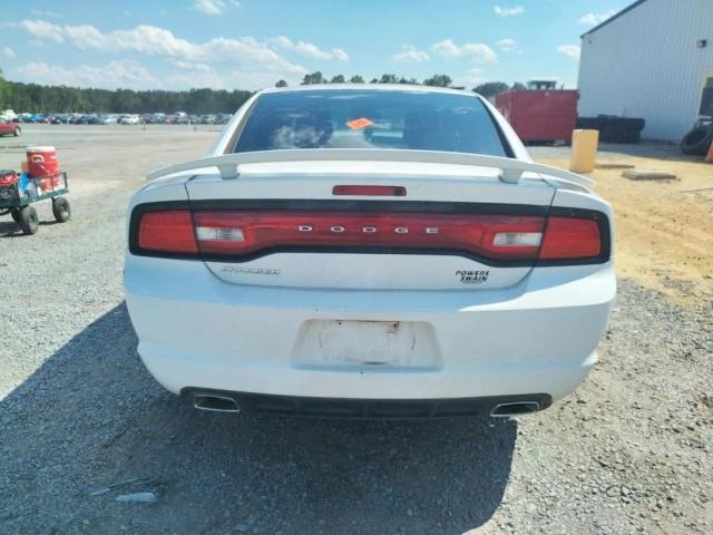 Photo 5 VIN: 2C3CDXBG8EH324700 - DODGE CHARGER SE 