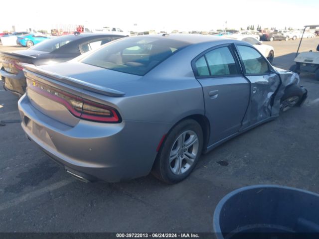 Photo 3 VIN: 2C3CDXBG8FH752462 - DODGE CHARGER 