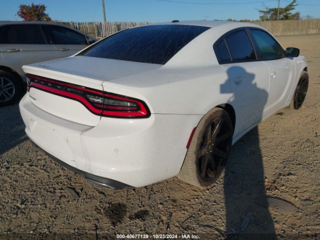 Photo 3 VIN: 2C3CDXBG8GH132468 - DODGE CHARGER 