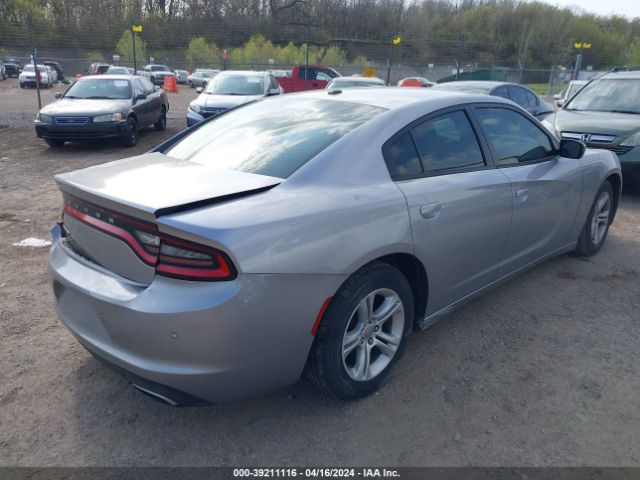 Photo 3 VIN: 2C3CDXBG8GH173327 - DODGE CHARGER 