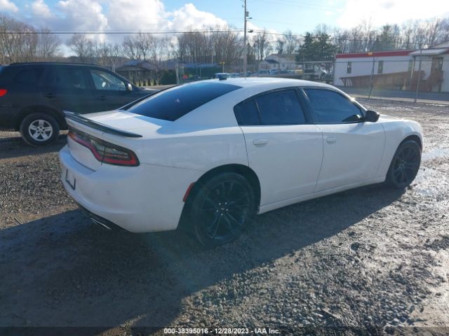 Photo 3 VIN: 2C3CDXBG8JH167180 - DODGE CHARGER 