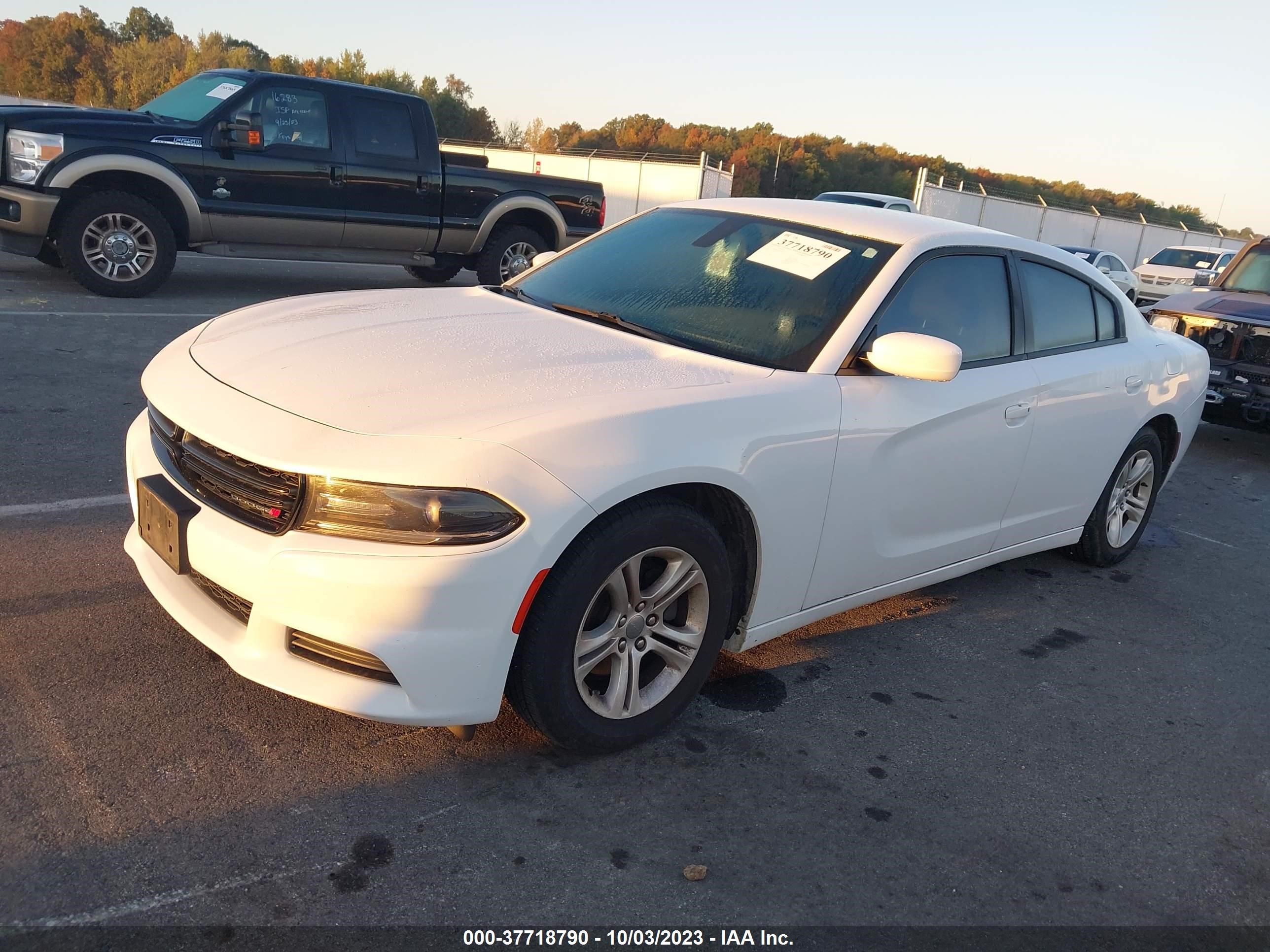 Photo 1 VIN: 2C3CDXBG8JH247224 - DODGE CHARGER 