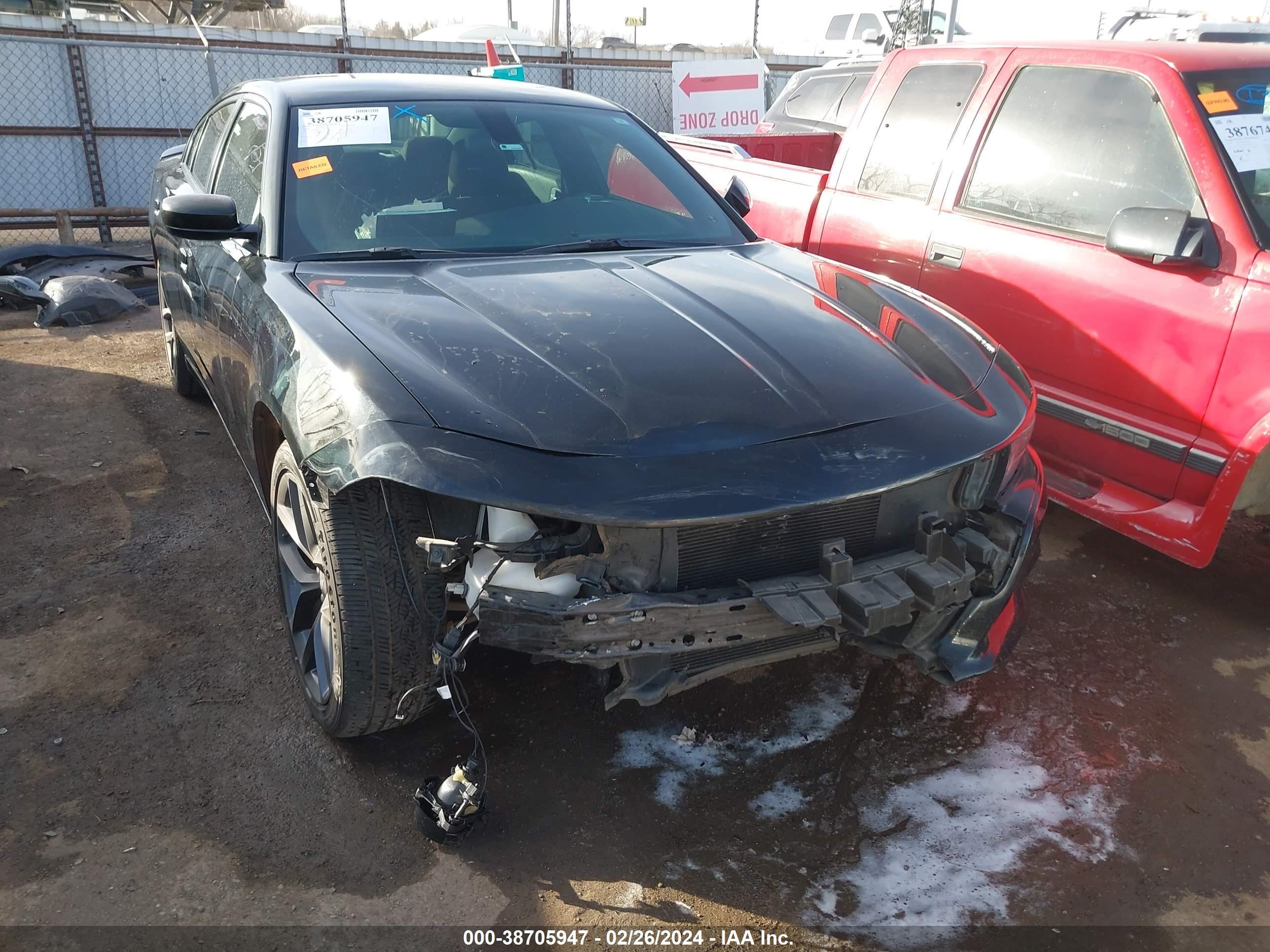 Photo 12 VIN: 2C3CDXBG8KH670693 - DODGE CHARGER 