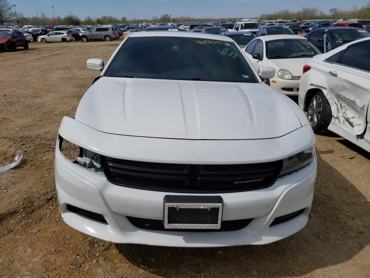 Photo 4 VIN: 2C3CDXBG8KH692130 - DODGE CHARGER 