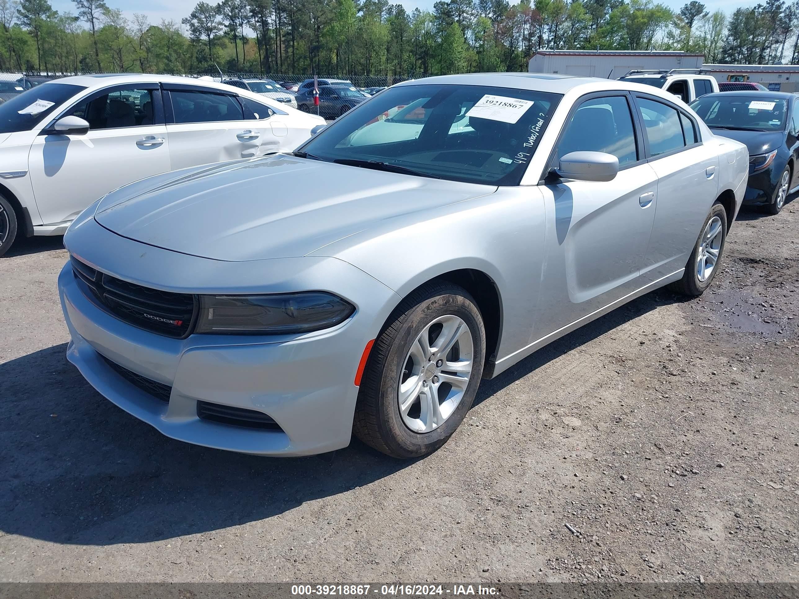 Photo 1 VIN: 2C3CDXBG8NH152779 - DODGE CHARGER 