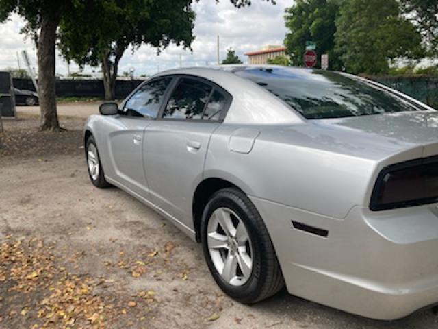 Photo 3 VIN: 2C3CDXBG9CH219094 - DODGE CHARGER SE 