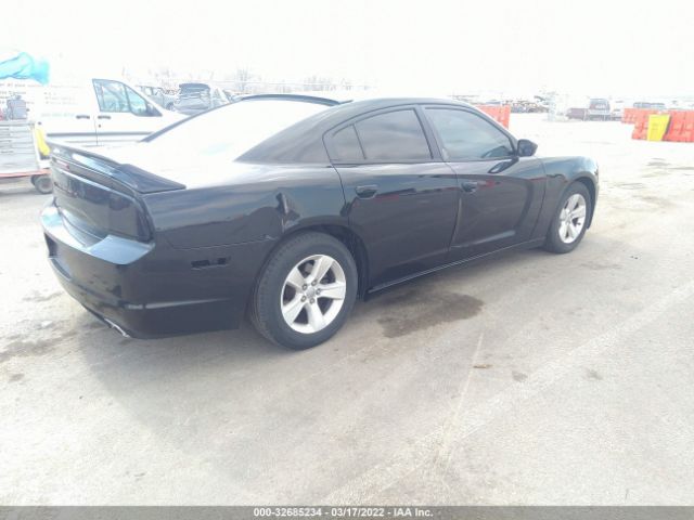 Photo 3 VIN: 2C3CDXBG9CH255531 - DODGE CHARGER 