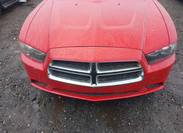 Photo 9 VIN: 2C3CDXBG9DH555006 - DODGE CHARGER 