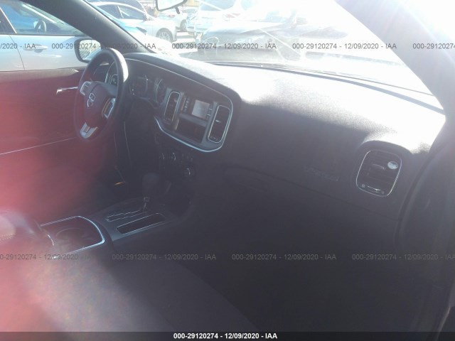 Photo 4 VIN: 2C3CDXBG9EH241065 - DODGE CHARGER 