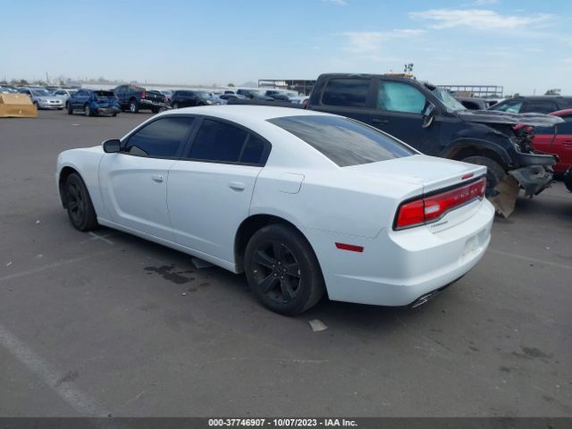 Photo 2 VIN: 2C3CDXBG9EH251871 - DODGE CHARGER 