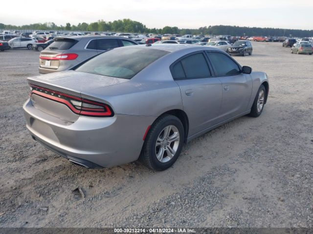 Photo 3 VIN: 2C3CDXBG9FH768279 - DODGE CHARGER 